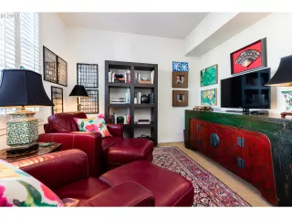 Photo #4: 19494296 Listing