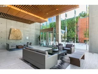 Photo #4: 19500130 Listing 