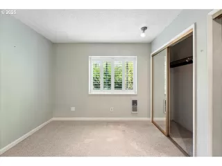 Photo #4: 195006594 Listing