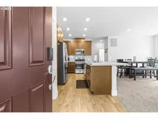 Photo #1: 195051034 Listing