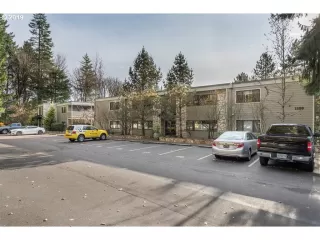 Photo #4: 19506124 Listing 