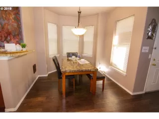 Photo #3: 19508588 Listing