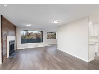 Photo #3: 19508938 Listing