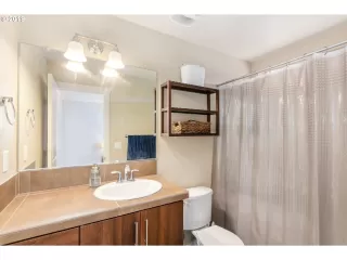 Photo #3: 19514907 Listing