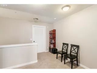 Photo #5: 19514907 Listing