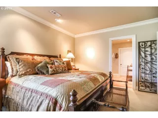 Photo #1: 19516209 Listing