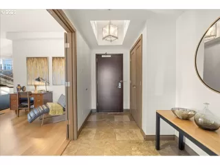 Photo #1: 195202823 Listing