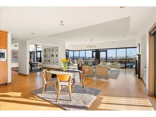 Photo #6: 195202823 Listing