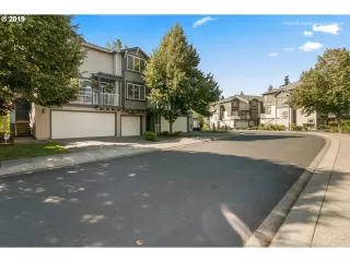 Photo #1: 19524928 Listing 