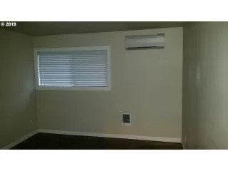 Photo #2: 19525899 Listing