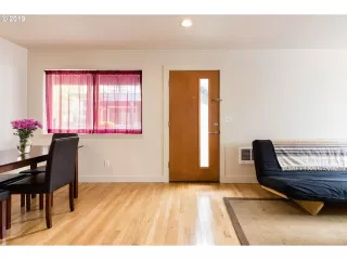 Photo #3: 19530219 Listing