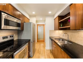 Photo #4: 19530219 Listing