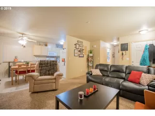 Photo #2: 19530834 Listing