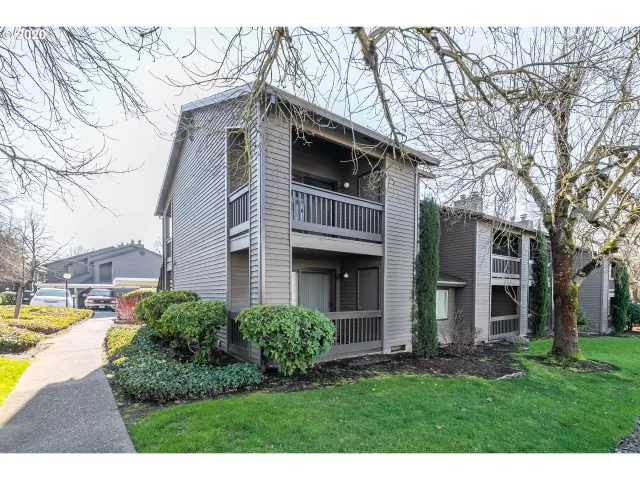 MLS: 19534183 Condo For Sale