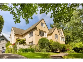 Click for more information on MLS # 19534857 : 2119 NE 14TH AVE 2 More Details about MLS # 19534857 : 2119 NE 14TH AVE 2