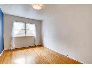 Photo #6: 19540890 Listing