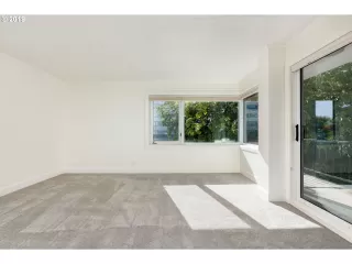 Photo #3: 19544336 Listing 