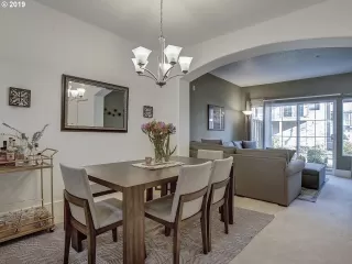 Photo #6: 19545934 Listing 