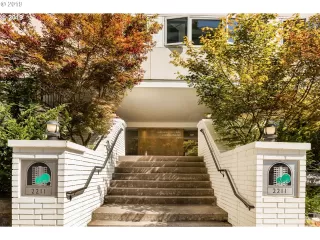 Photo #2: 19548470 Listing 