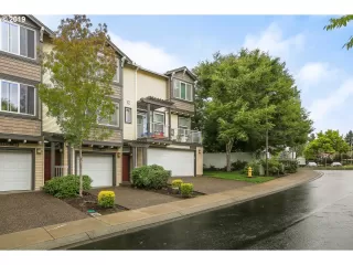 Photo #1: 19556868 Listing 