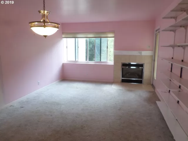 MLS: 19557412 Condo For Sale