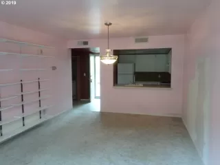 Photo #2: 19557412 Listing