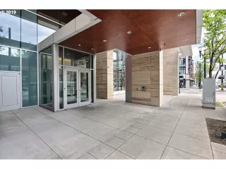 Photo #1: 19558838 Listing 