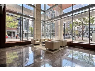 Photo #2: 19558838 Listing 