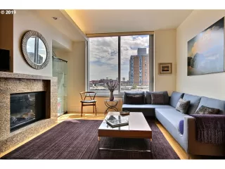 Photo #4: 19558838 Listing 