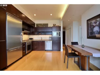 Photo #6: 19558838 Listing 