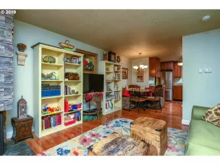 Photo #1: 19570169 Listing