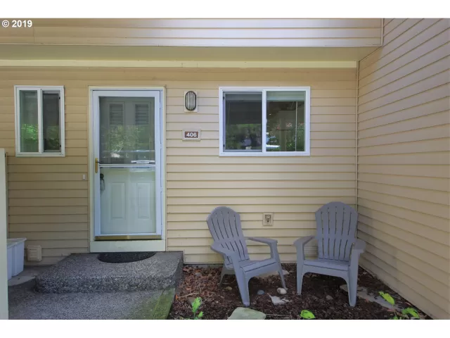 MLS: 19571046 Condo For Sale