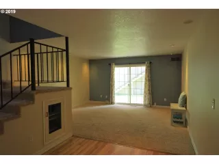Photo #1: 19571046 Listing 