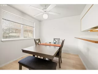 Photo #6: 195723047 Listing