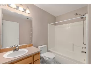 Photo #2: 19573275 Listing 