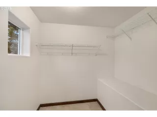 Photo #6: 19573275 Listing 