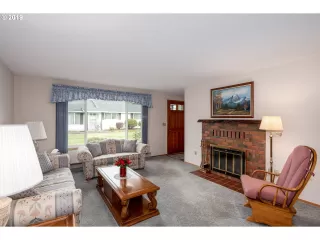 Photo #1: 19574156 Listing