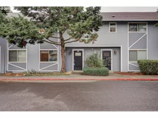 More Details about MLS # 19574326 : 7835 SE 92ND AVE 4