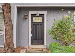 Photo #1: 19574326 Listing