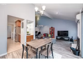 Photo #2: 19577398 Listing 