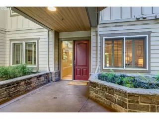 Photo #2: 19581955 Listing