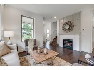 Photo #6: 19585714 Listing 