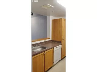 Photo #1: 19590880 Listing