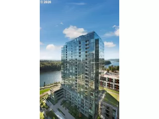 Photo #6: 19598258 Listing