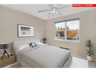 Photo #6: 19599648 Listing