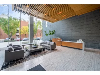 Photo #2: 19602374 Listing