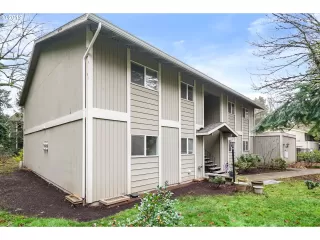 Photo #1: 19607529 Listing