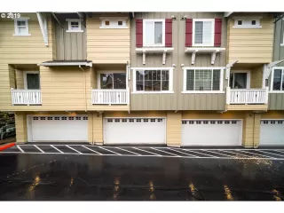 Photo #4: 19612657 Listing 