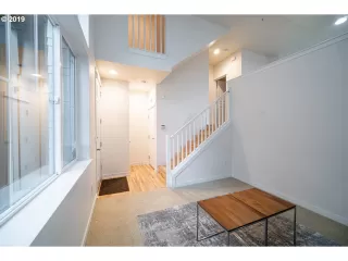 Photo #6: 19612657 Listing 