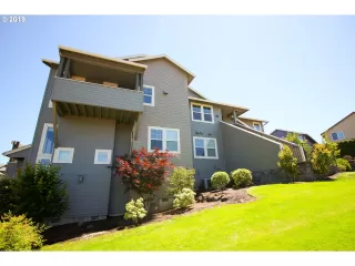 Photo #3: 19622631 Listing 